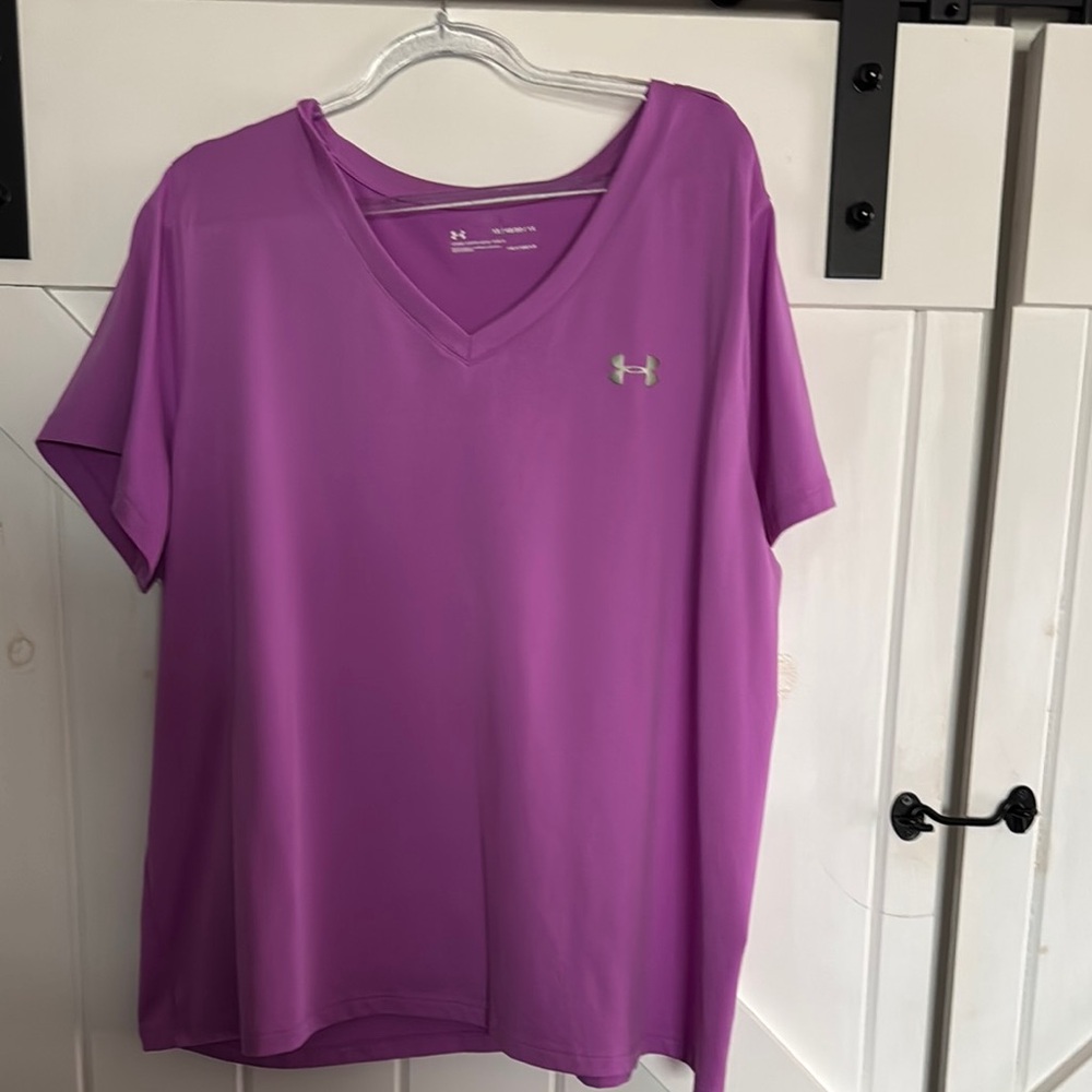 Women’s Under Armour V-Neck Top Plus Size 1X